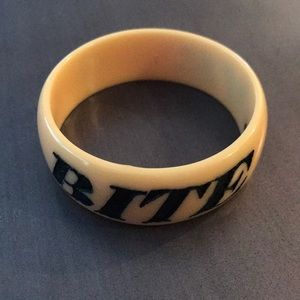 Jessica kagan cushman resin bangle